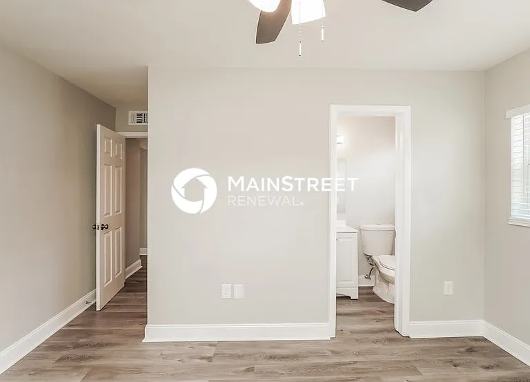 4925 Indialantic Dr — Photo 7