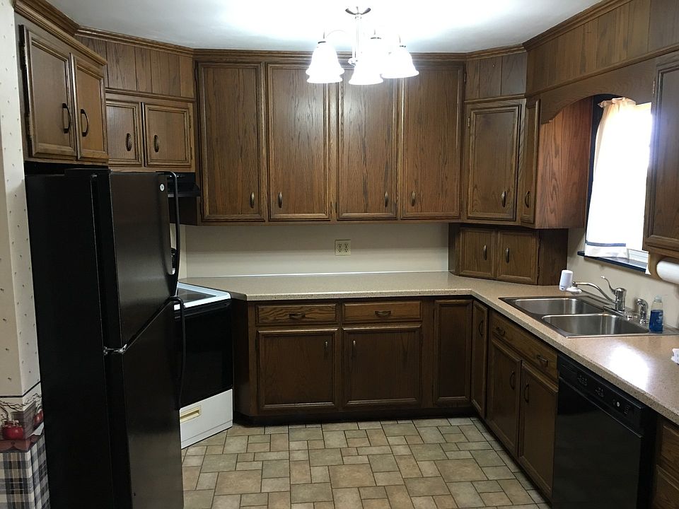2nd image of 25 Ada Ave