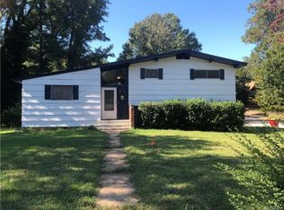 2004 Van Dorn St, Petersburg, VA 23805