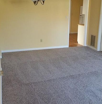 5th image of 1258 Creekside Ct SE