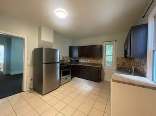 1049 Park St SW, Grand Rapids, MI 49504