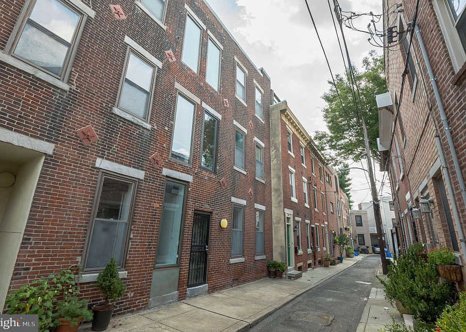1st image of 746 E Passyunk Ave APT C