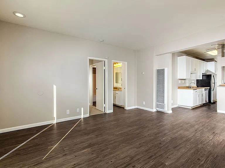Your Home In The Heart Of San Diego — Photo 7