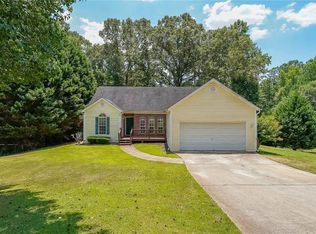 201 Windsor Cir, Stockbridge, GA 30281