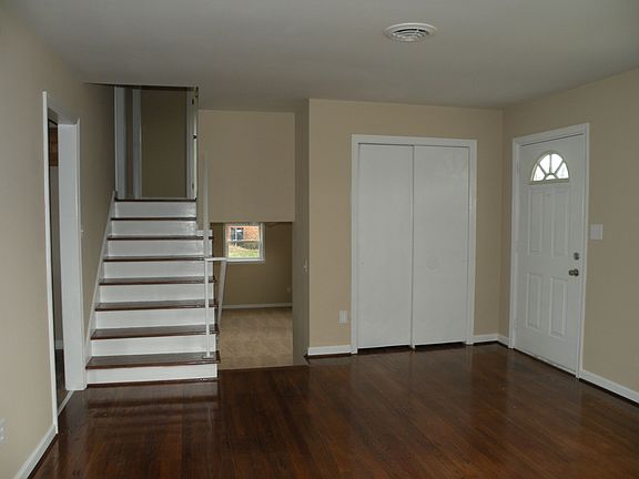 5th image of 4508 Vest Dr SW