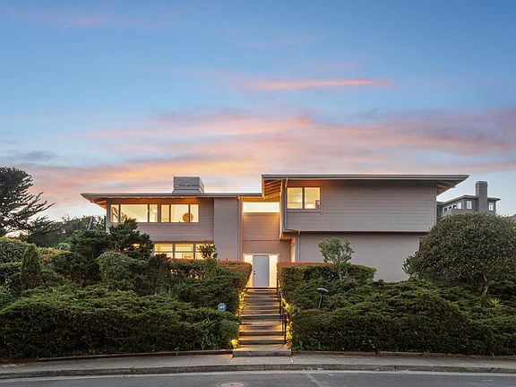 3rd image of 5 Warrens Way