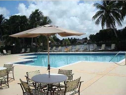 2nd image of 250 Palm Cir W APT 221