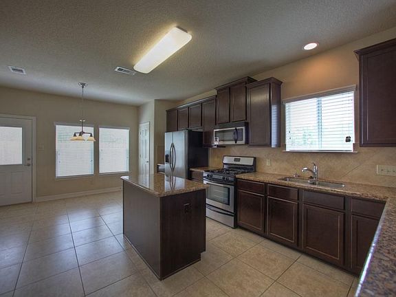 3rd image of 10207 Black Forest Ct