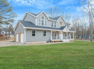 63-63C Blydenburgh Rd, Centereach, NY 11720