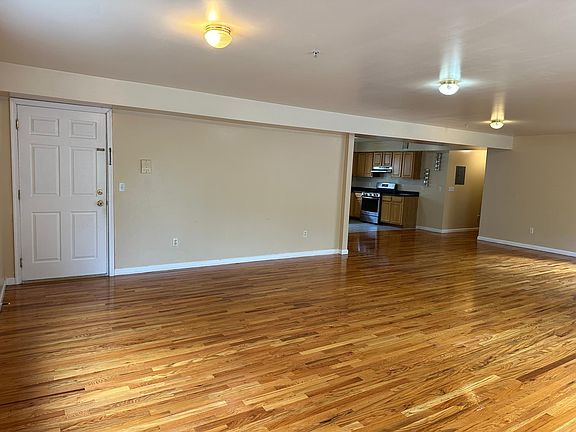 4th image of 32-34 Governor St Floor 2