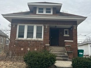 51 Augusta St, Oak Park, IL 60302