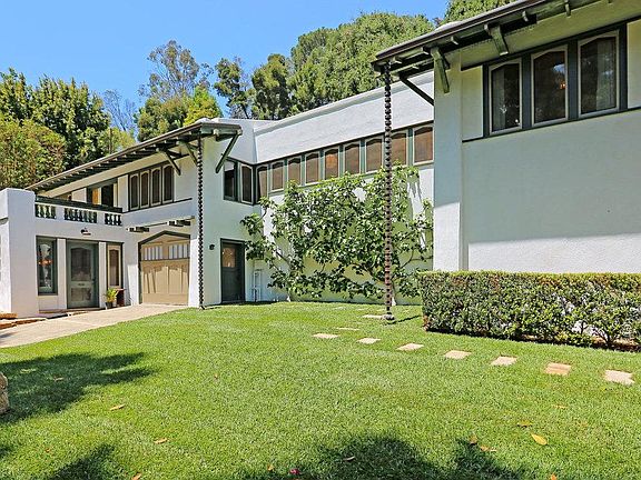 4th image of 2044 Laurel Canyon Blvd