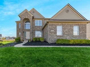 6676 Sadie Ln, Belleville, MI 48111
