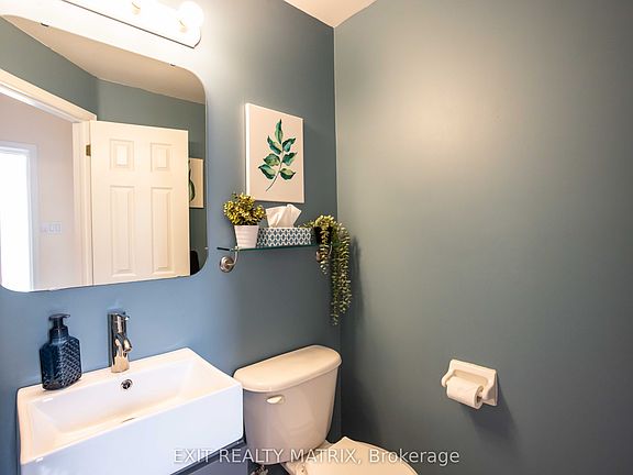 5th image of 4620 Ogilvie Walk Cres