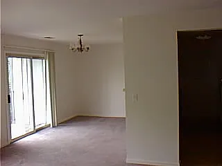 725 Keenway Cir #B — Photo 7