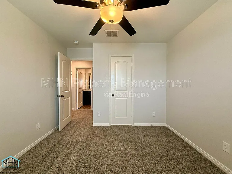 2927 Gastonian Ml — Photo 14