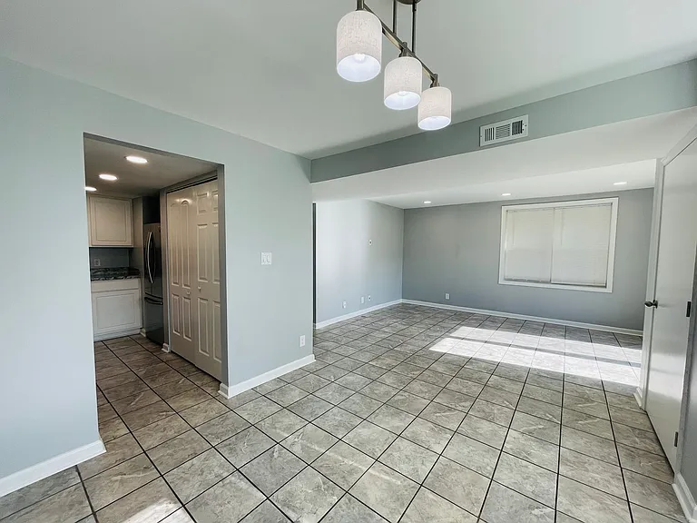 202 Chesterfield Ln #101 — Photo 4