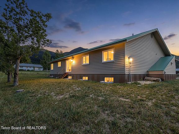 2nd image of 341 Alta Dr