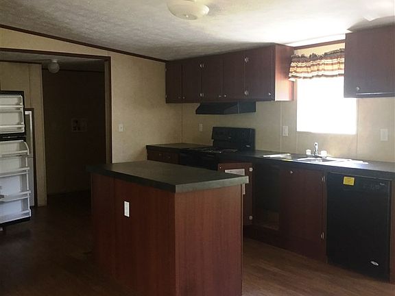 2nd image of 585 County Road 603