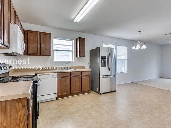4th image of 5636 Liberton Ln