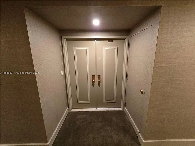 11113 Biscayne Blvd #854 — Photo 39