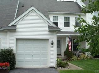 33 Delong St, Poughquag, NY 12570