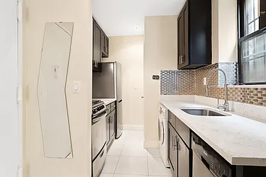 Rented by Safdie Realty Group