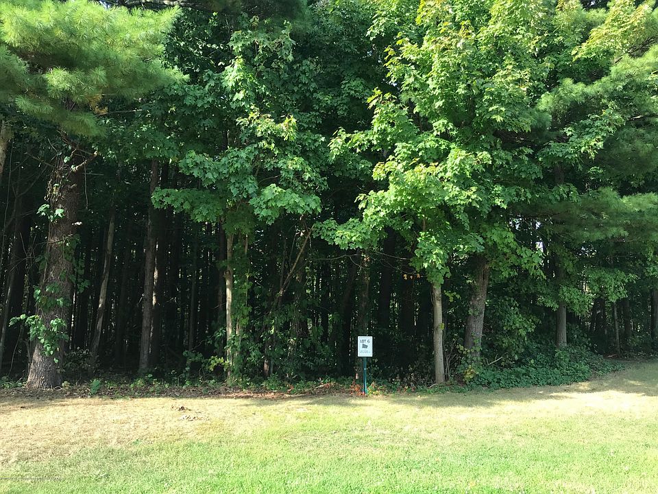 2nd image of 74962 Deercreek Ct