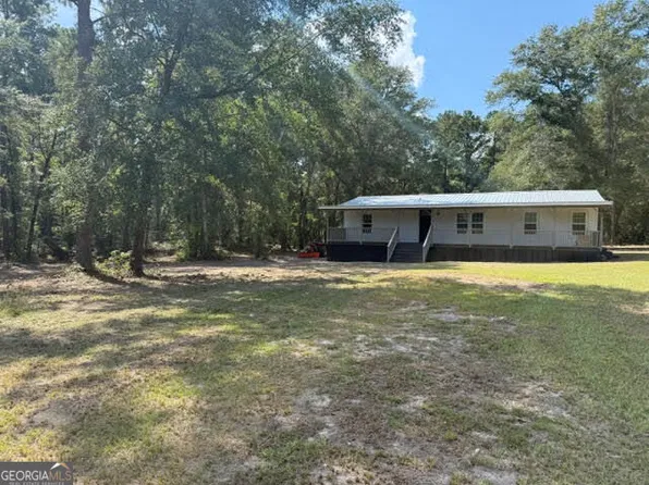2635 Victoria Rd, Metter, GA 30439
