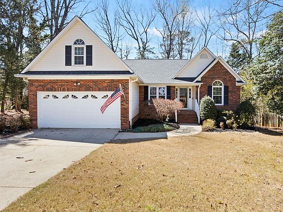 2nd image of 10 Croftstone Ct