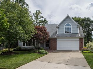 27 Concetta Ct, Getzville, NY 14068