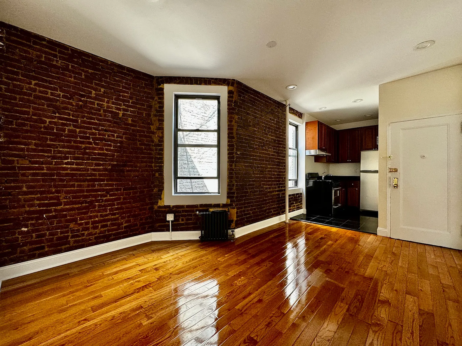 40 Cumberland Street — Photo 2