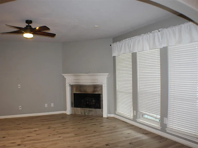 1718 Heddon Falls Dr — Photo 17