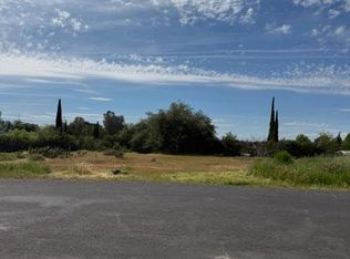 2694 La Crescenta Dr, Cameron Park, CA 95682