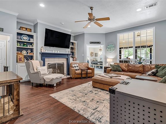 5th image of 4004 Settlers Way