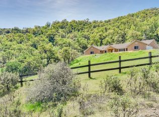 27557 Paradise Valley Ln, Clovis, CA 93619