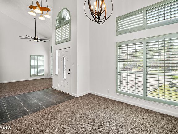 5th image of 908 Los Pinos Way