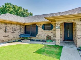 114 Colonial Hts, Sanger, TX 76266