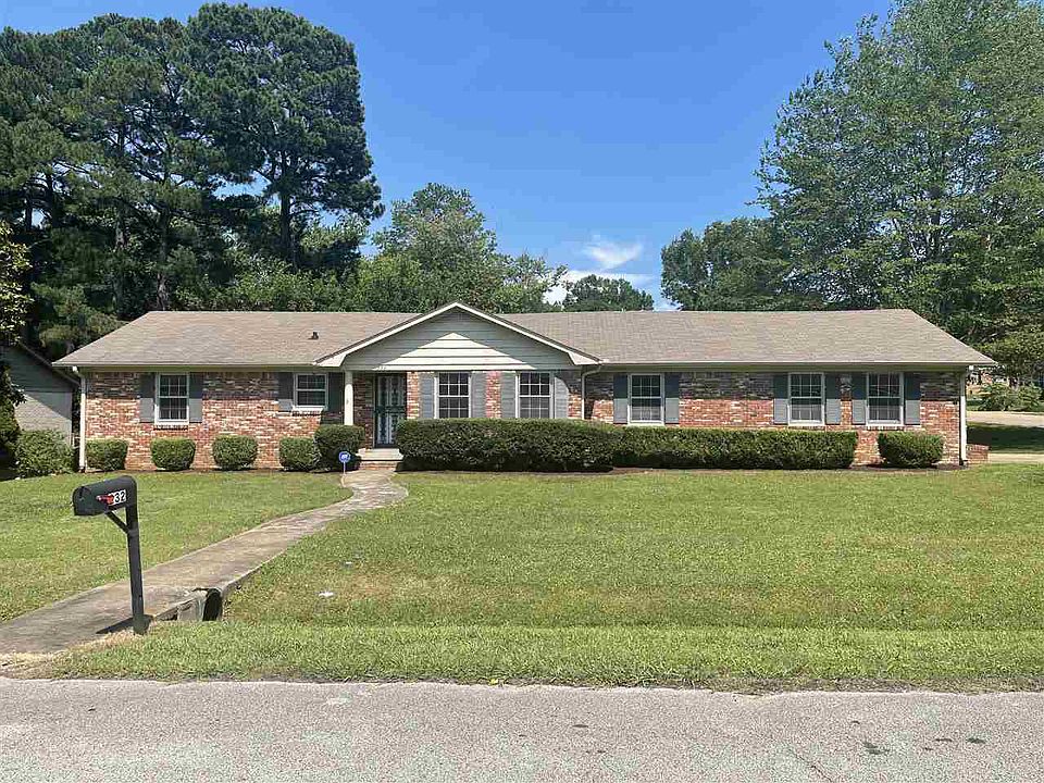 1st image of 232 Ayers Dr