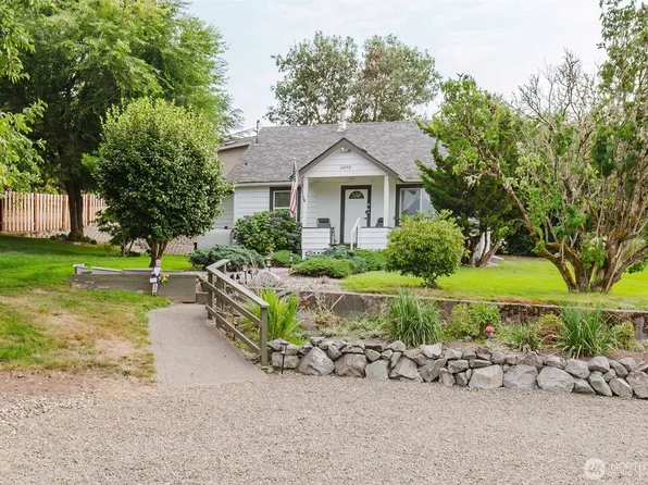 4898 E Collins Road, Port Orchard, WA 98366