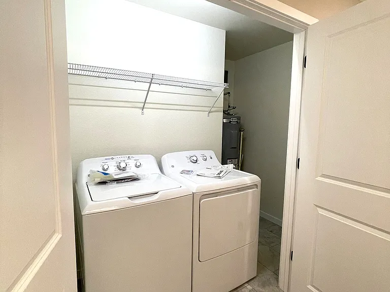 Gateway Place Apartments — Photo 113
