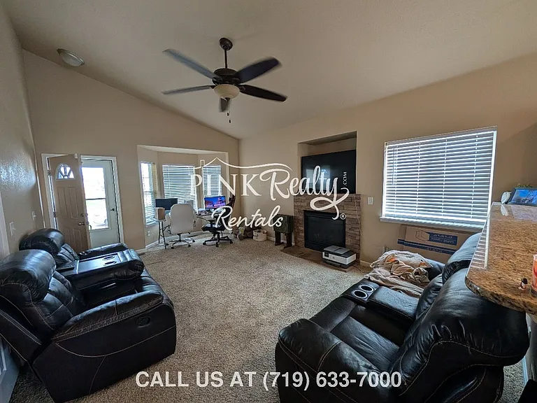 8377 Freestar Way — Photo 6
