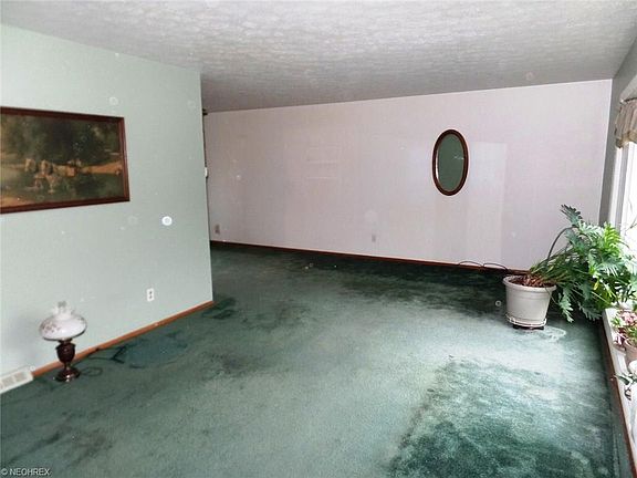 2nd image of 6650 Edgemoor Ave