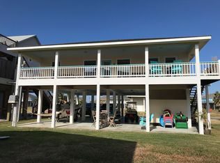 2938 Lakeside Dr, Crystal Beach, TX 77650