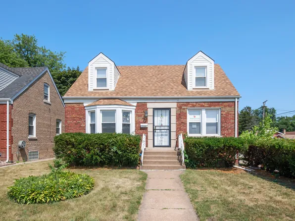 12447 S Ada St, Calumet Park, IL 60827