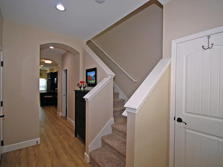 1189 Galeria Cir — Photo 14