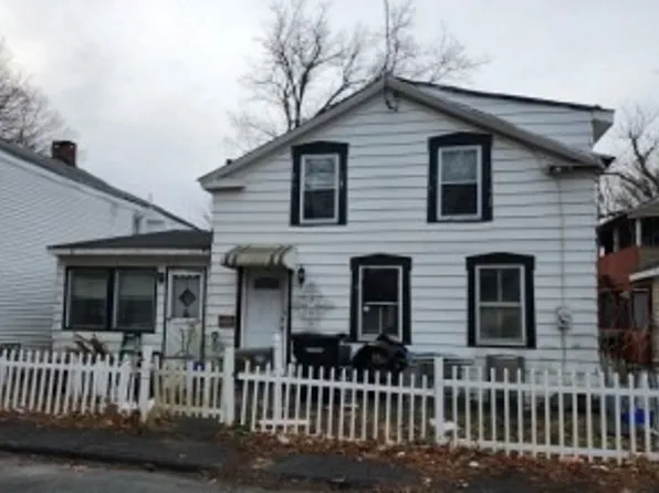 3 Mechanic St, Troy, NY 12180