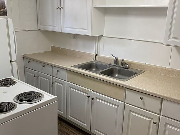 4th image of 420 S 6th Ave APT 9