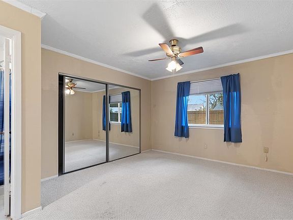 5th image of 123 Woodcrest Drive