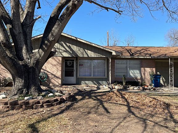 2nd image of 3415 Kirby Dr